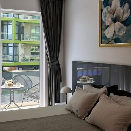 Maya Apartment- Spa N Pools Beach Resort ママイア エクステリア 写真
