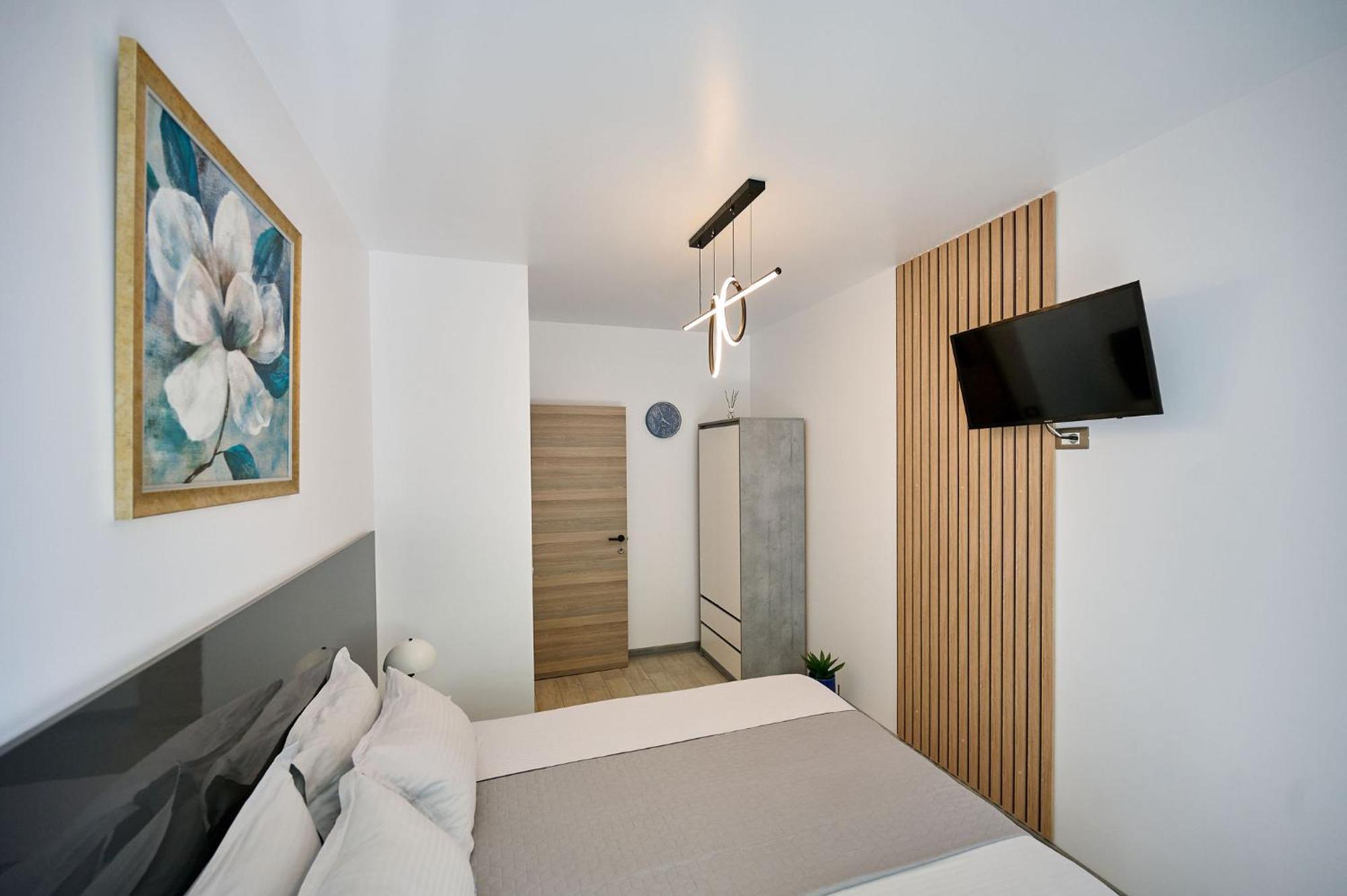 Maya Apartment- Spa N Pools Beach Resort ママイア エクステリア 写真