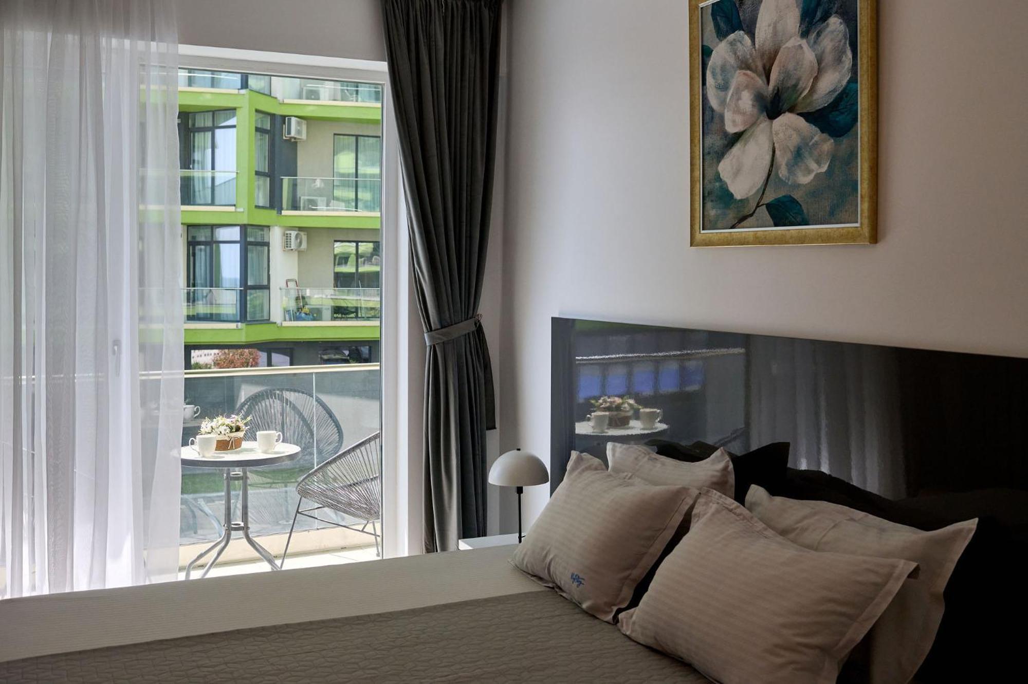 Maya Apartment- Spa N Pools Beach Resort ママイア エクステリア 写真